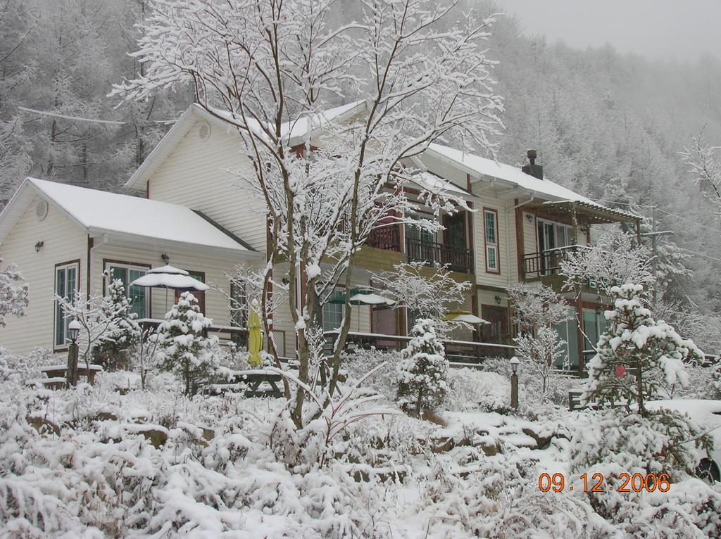 Geum Dang Lodge Yangpyeong Esterno foto